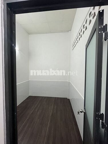 Cho thuê nhà hẻm xe hơi Phan Huy Ích, Tân Bình chỉ 8.5tr/tháng