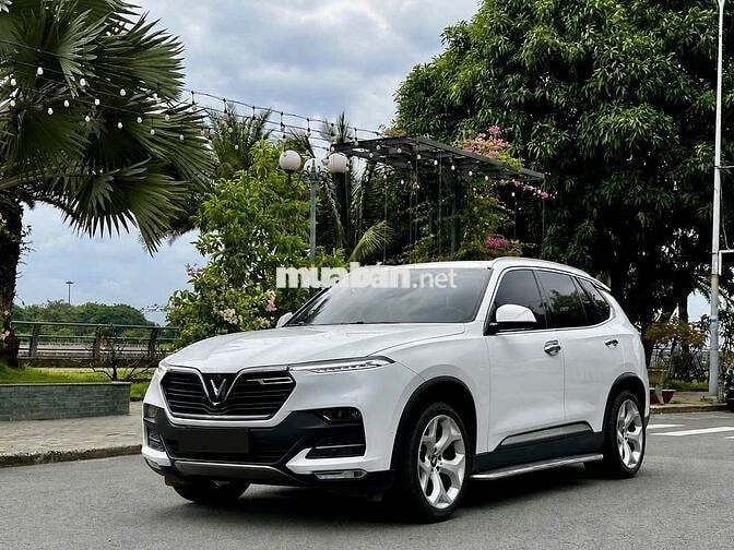 LUX SA PREMIUM 21 - 38.000KM - MÀU TRẮNG SIÊU HOT
