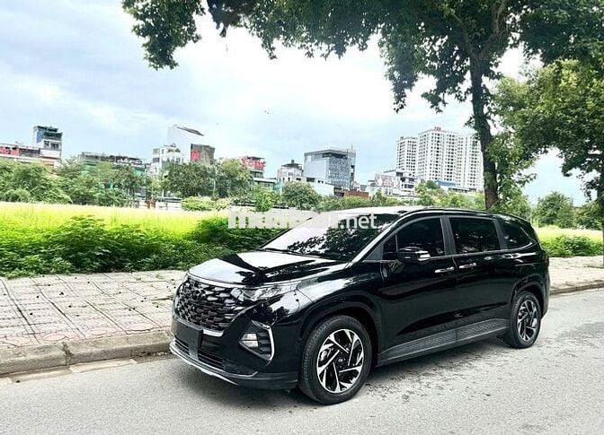 Hyundai Custin 2.0T 2023 40.000km Đen
