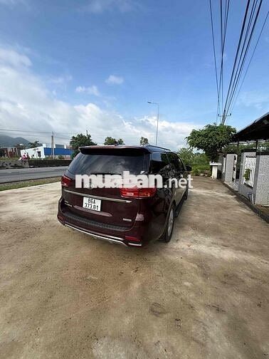 Kia Sedona SX 2018 Dầu Đỏ mận