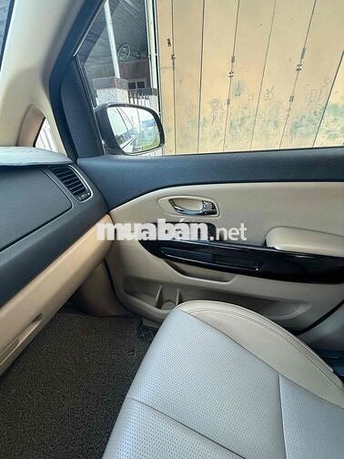 Kia Sedona SX 2018 Dầu Đỏ mận