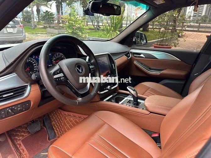 LUX SA PREMIUM 21 - 38.000KM - MÀU TRẮNG SIÊU HOT