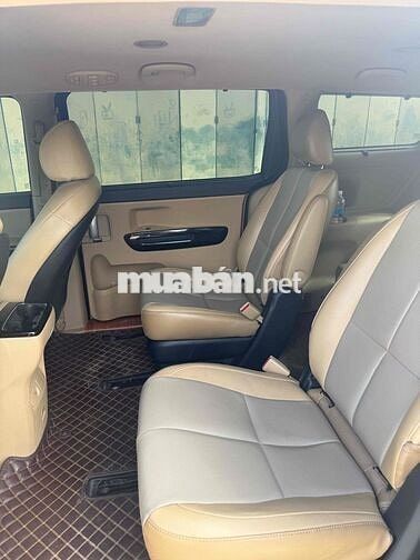 Kia Sedona SX 2018 Dầu Đỏ mận