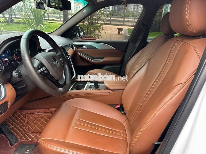LUX SA PREMIUM 21 - 38.000KM - MÀU TRẮNG SIÊU HOT