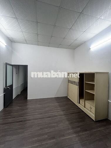 Cho thuê nhà hẻm xe hơi Phan Huy Ích, Tân Bình chỉ 8.5tr/tháng
