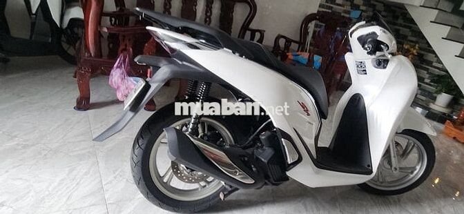 Honda SH150i ABS Trắng 2524 km Vĩnh Long