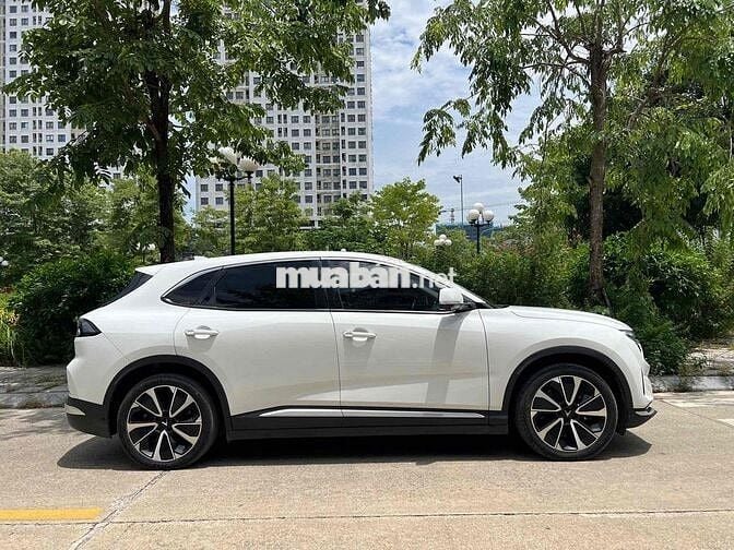 VinFast VF8 Plus 2023 Trắng 35000 km