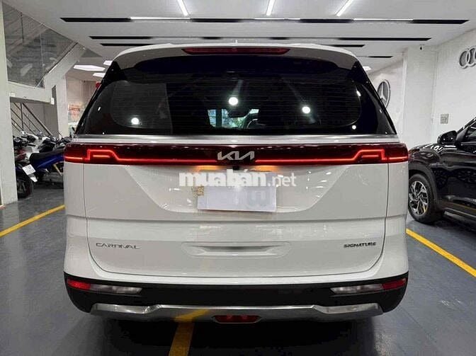 KIA Carnival Signature Dầu 2022 bán xả thu hồi vôn