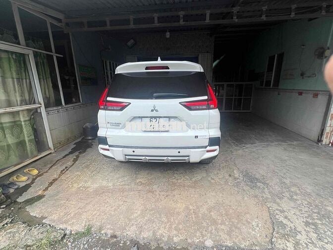 Mitsubishi Xpander Cross 2024 Trắng 30000 km