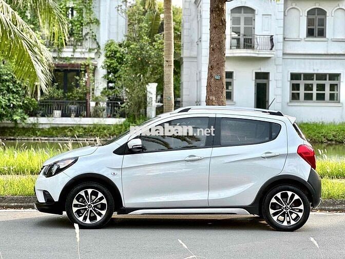 VinFast Fadil Base 2022 Trắng 40000 km