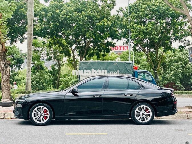 VinFast Lux A2.0 Base 2022 Đen 45000 km