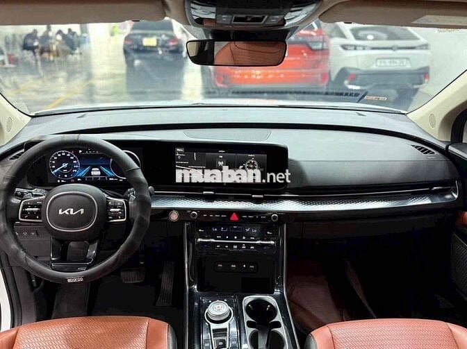 KIA Carnival Signature Dầu 2022 bán xả thu hồi vôn