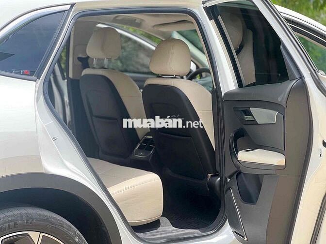 VinFast VF8 Plus 2023 Trắng 35000 km