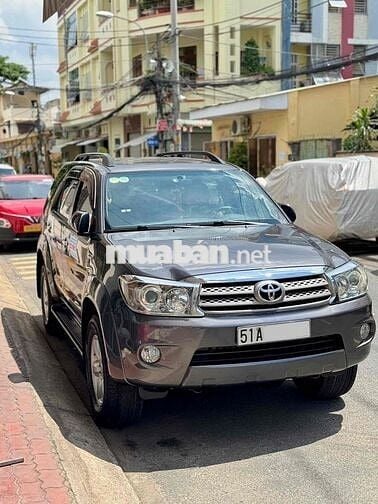 Toyota Fortuner 2010 2.7 AT Xám Tự động
