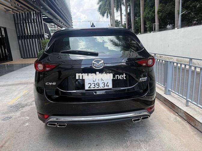 Mazda CX-5 2.0 Premium 2022 xe cực đẹp