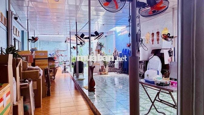 Hiếm, khuôn đất 300m2, ngang 6m, hẻm oto giá chỉ hơn 18T