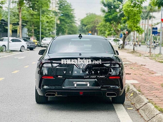 VinFast Lux A2.0 Base 2022 Đen 45000 km