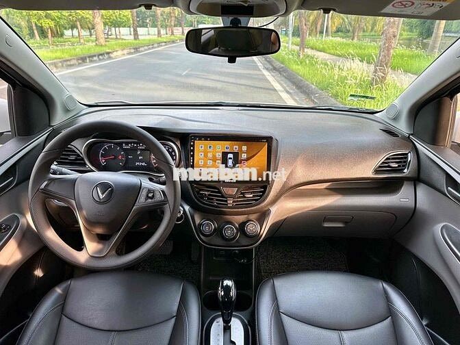VinFast Fadil Base 2022 Trắng 40000 km