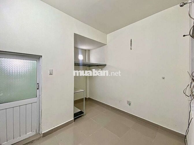 CHO THUÊ PHÒNG TRỌ GẦN BẾN XE MIỀN ĐÔNG CŨ - ĐH GTVT 