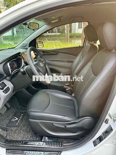 VinFast Fadil Base 2022 Trắng 40000 km