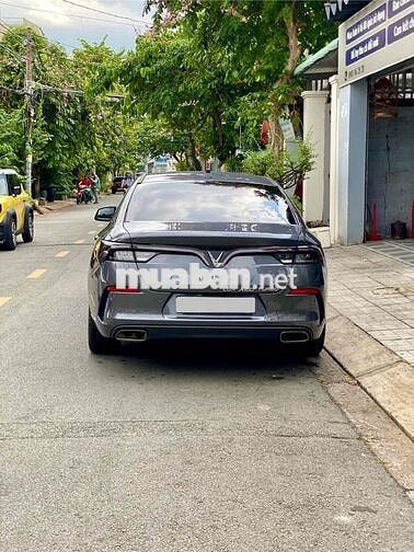 VinFast Lux A Plus 2022 | 70.000km thương lượng