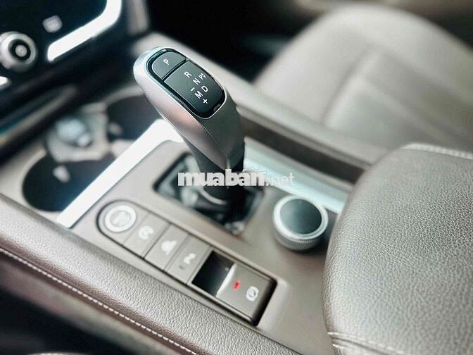 VinFast Lux A2.0 Base 2022 Đen 45000 km