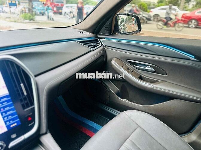 VinFast Lux A2.0 Base 2022 Đen 45000 km