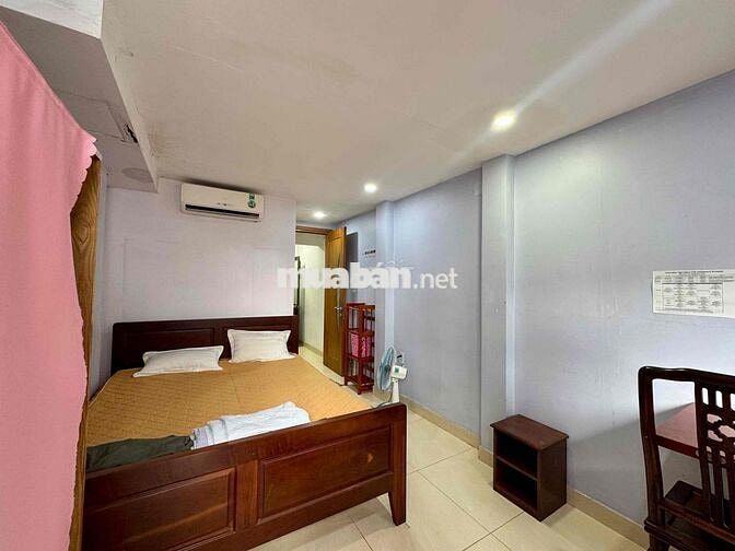 🏡Trống sẵn 1 phòng ban công tách bếp chỉ 5tr ngay Trần Hưng Đạo Q1🏡