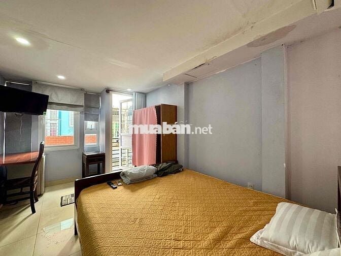 🏡Trống sẵn 1 phòng ban công tách bếp chỉ 5tr ngay Trần Hưng Đạo Q1🏡