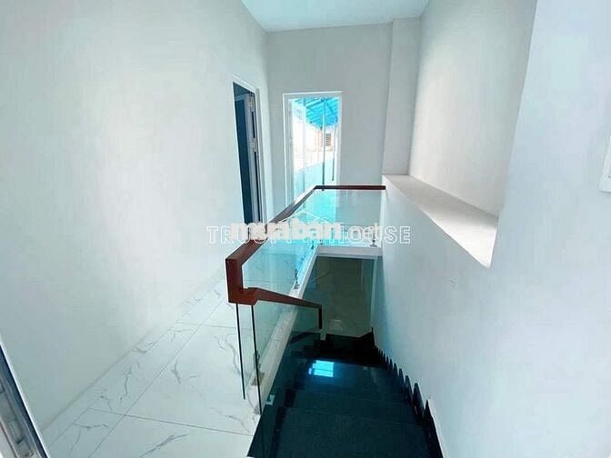 🏢 NHÀ CHO THUÊ NGUYỄN VĂN TRỖI * 8X20M * TRỆT 2 LẦU * TẦNG TRỆT SUỐT 💯