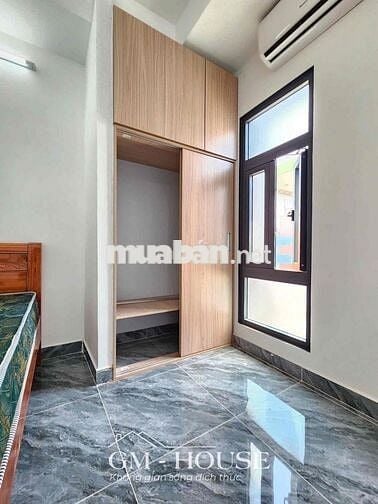 Cho Thuê Phòng Ban Công Siêu Thoáng Full NT Tiện Đi Q1, Q3, Q10, BT