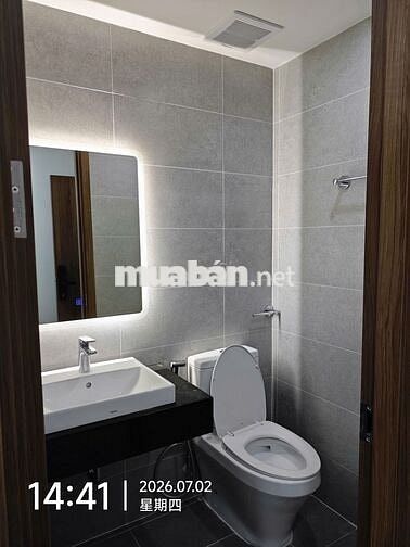 Cho thuê căn hộ 2pn2wc sẵn rèm giàn phơi, 2 máy lạnh ở ngay