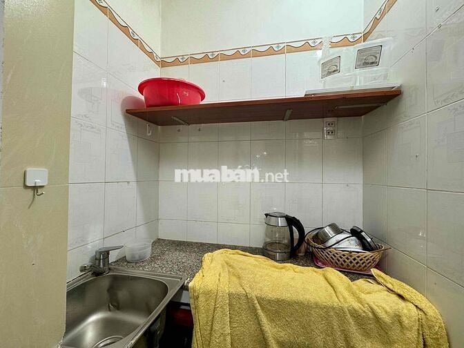 🏡Trống sẵn 1 phòng ban công tách bếp chỉ 5tr ngay Trần Hưng Đạo Q1🏡