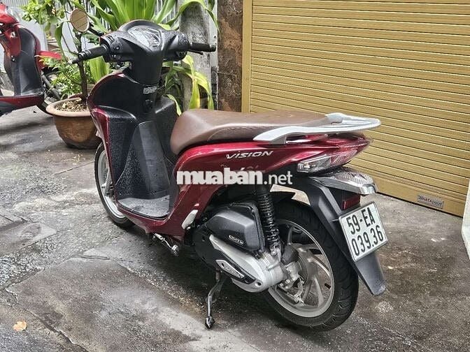 Honda Vision 2024 màu Đỏ 6.000km