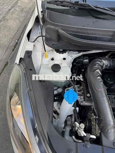 Hyundai i10 AT Full 1.2 Trắng 20000 km