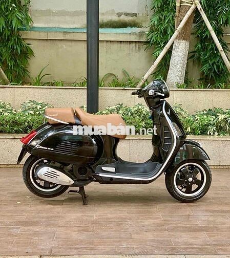 Piaggio Vespa GTS 125 2014 Đen