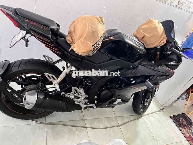 Yamaha R15V3 13000 km màu Đen
