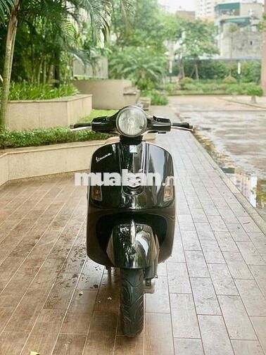 Piaggio Vespa GTS 125 2014 Đen
