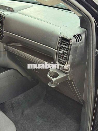 2026 Ford Ranger XLS 10AT 4x2 Đen đưa 245tr0 có xe