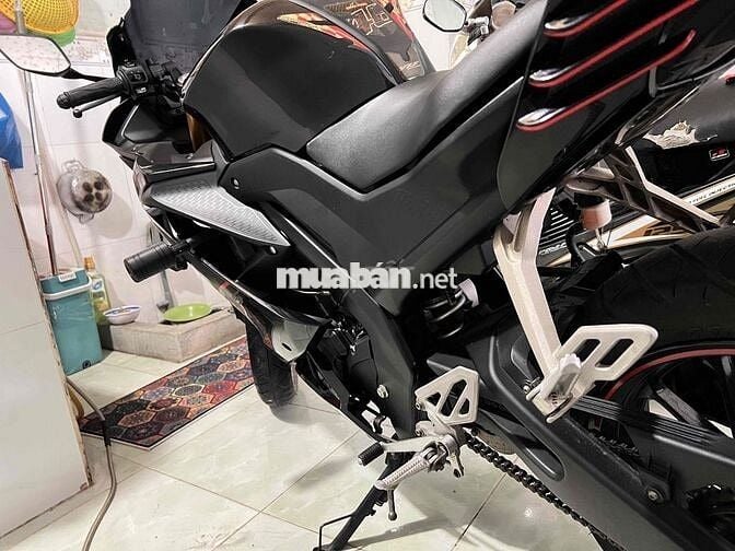 Yamaha R15V3 13000 km màu Đen