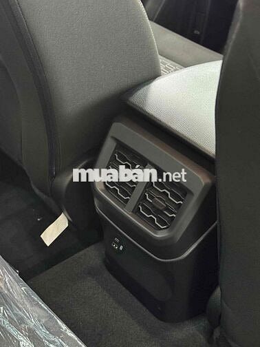 2026 Ford Ranger XLS 10AT 4x2 Đen đưa 245tr0 có xe