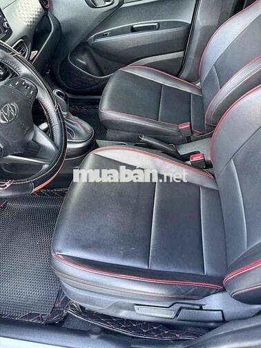 Hyundai i10 AT Full 1.2 Trắng 20000 km