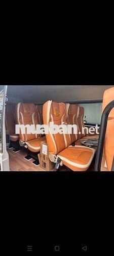 Ford Transit 16 chỗ 2018 Bạc