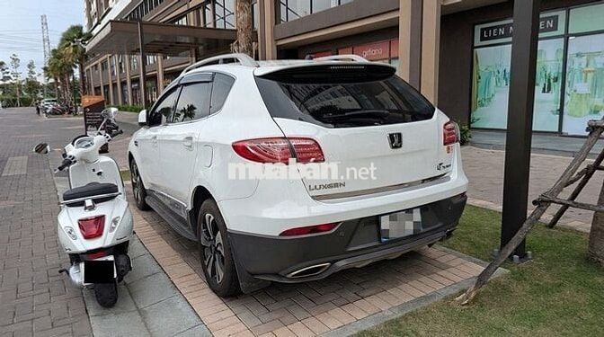 Luxgen U7 SUV 2016 Trắng 7 chỗ Xăng 2.2L Turbo