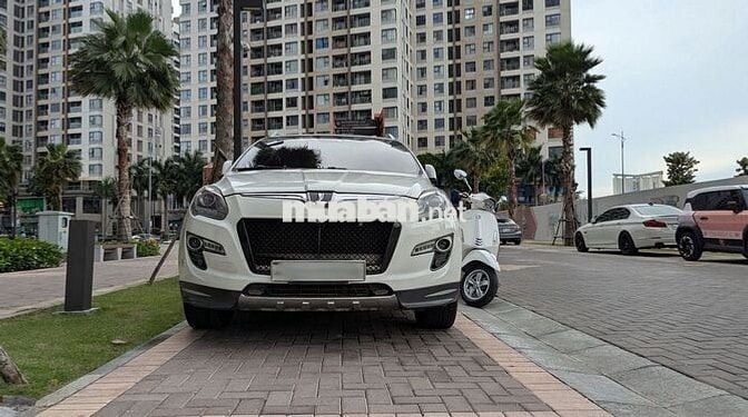 Luxgen U7 SUV 2016 Trắng 7 chỗ Xăng 2.2L Turbo
