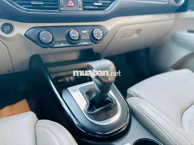 Kia Cerato 1.6 AT Deluxe 2020 Đỏ 71000 km