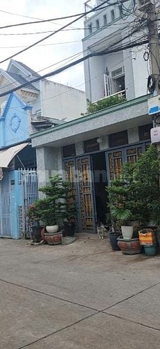Nhà hẻm xe tải đường Trần Văn Mười. ACE quảng cáo vui lòng ko phiền