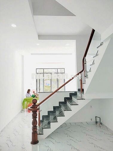 Bán Nhà riêng mới 100% Thị trấn Cần Đước Huyện Cần Đước Long An