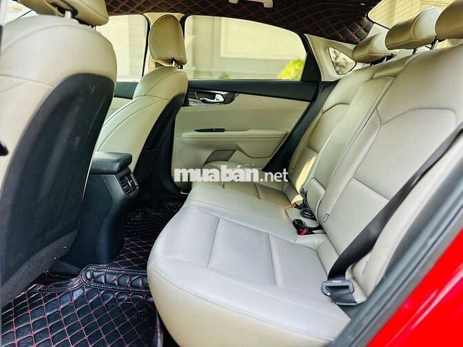 Kia Cerato 1.6 AT Deluxe 2020 Đỏ 71000 km