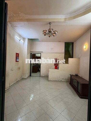 Bán nhà khu Xóm Đất Q11, 44m², sổ hồng riêng, vị trí đẹp